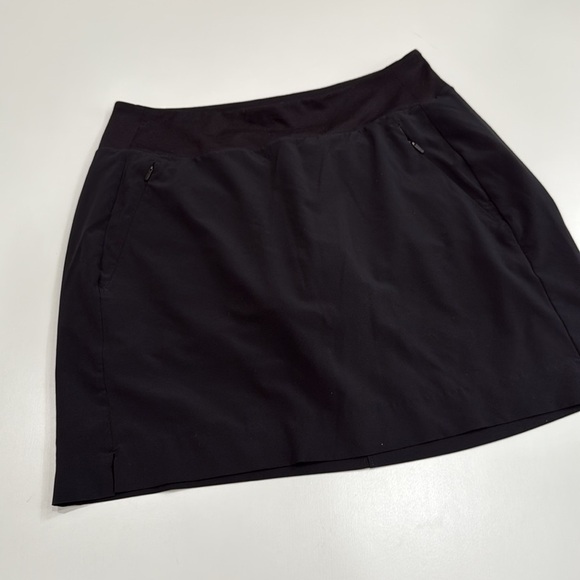 Athleta SoHo Skort Black Athletic Skirt with Shorts Size 4 - Picture 5 of 13